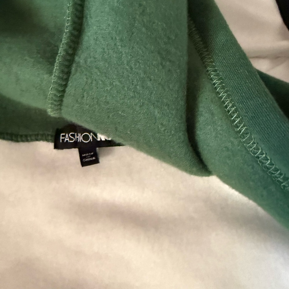 Fashion Nova Women's Fleece Pant Set - Picture 4 of 11